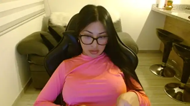 Charlotte cute18 online show from 06-19-26, 11:52