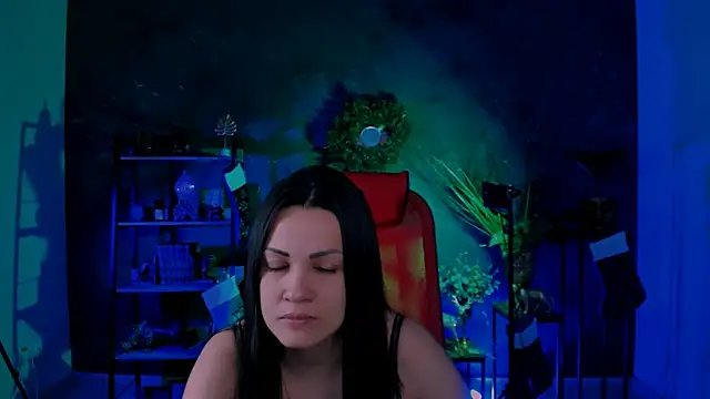 KarolinaRobinson online show from 12-21-24, 12:16