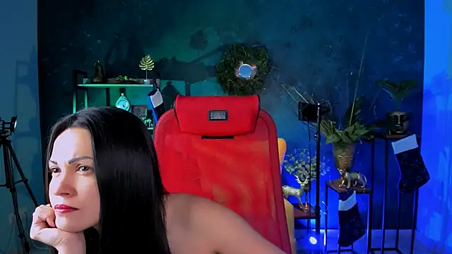 KarolinaRobinson online show from 12-27-24, 12:23