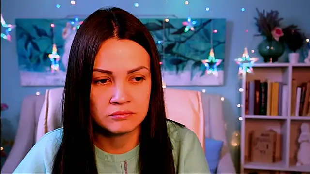 KarolinaRobinson online show from 12-28-24, 12:03