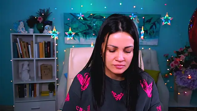 KarolinaRobinson online show from 02-14-25, 07:33