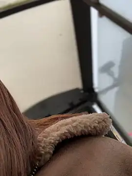 Snapshot of Accole chatting on 01-30-25, 08:32 Accole online show from 01-30-25, 08:32