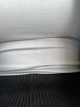 Snapshot of Accole chatting on 02-05-25, 12:06 Accole online show from 02-05-25, 12:06