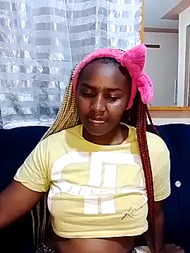 Snapshot of Sexxycheeks- chatting on 01-02-25, 11:38 Sexxycheeks- online show from 01-02-25, 11:38