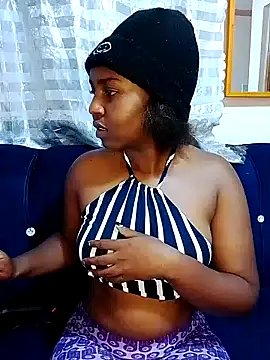 Snapshot of Sexxycheeks- chatting on 01-06-25, 08:07 Sexxycheeks- online show from 01-06-25, 08:07