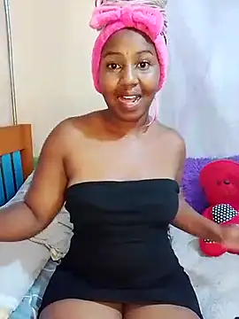 Snapshot of Sexxycheeks- chatting on 03-18-25, 09:53 Sexxycheeks- online show from 03-18-25, 09:53