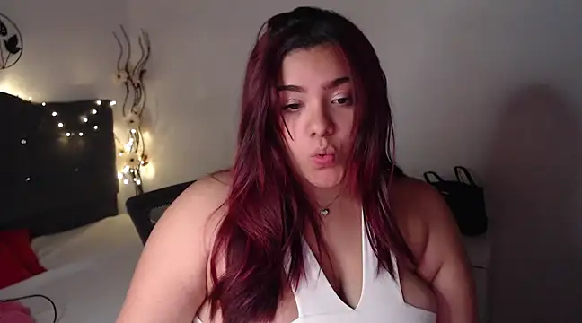 Snapshot of KathyGonzalez chatting on 03-08-25, 09:51 KathyGonzalez online show from 03-08-25, 09:51