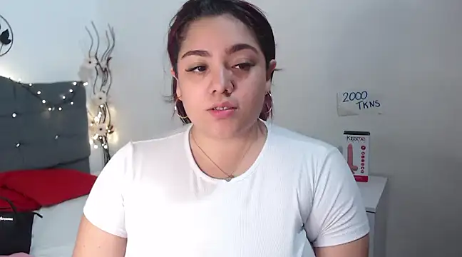 Snapshot of KathyGonzalez chatting on 03-10-25, 09:07 KathyGonzalez online show from 03-10-25, 09:07