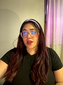 Snapshot of KathyGonzalez chatting on 09-15-25, 05:24 KathyGonzalez online show from 09-15-25, 05:24