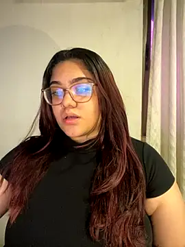 Snapshot of KathyGonzalez chatting on 09-17-25, 11:12 KathyGonzalez online show from 09-17-25, 11:12