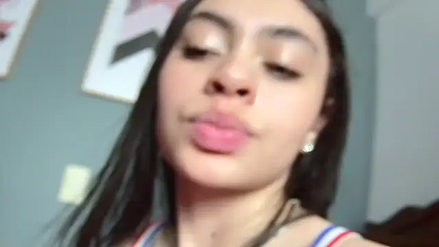 Snapshot of strawberrymia68 chatting on 01-14-25, 07:11 strawberrymia68 online show from 01-14-25, 07:11