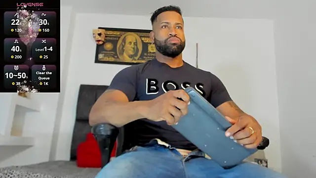 Snapshot of MattRodriguez9 chatting on 10-18-25, 11:11 MattRodriguez9 online show from 10-18-25, 11:11