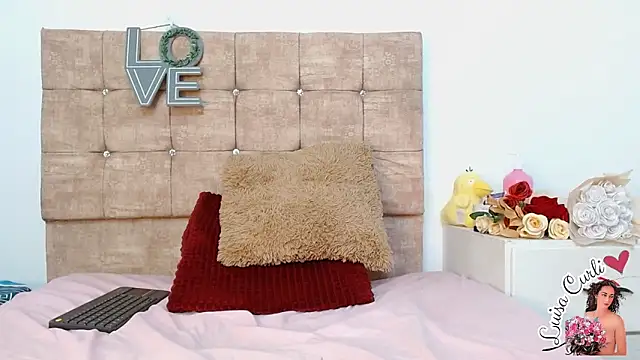 luisa curli online show from 10-26-25, 10:04