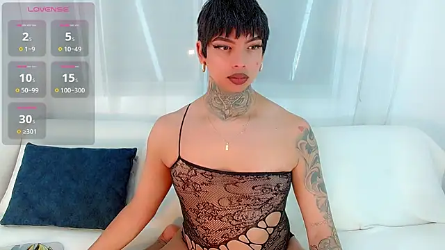 laura sweett120 online show from 07-07-26, 06:05