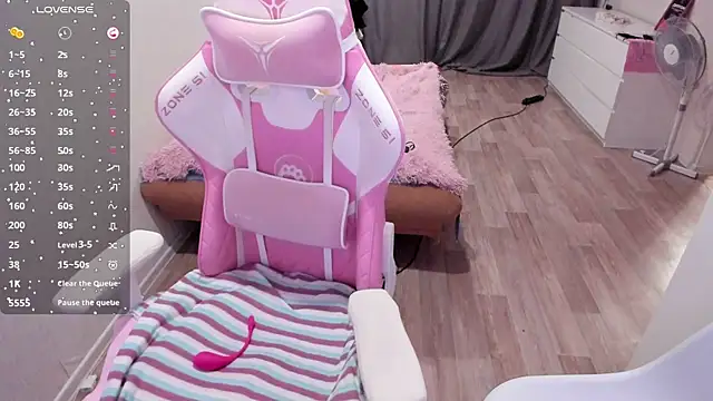 Malina Lovely online show from 12-02-25, 08:59