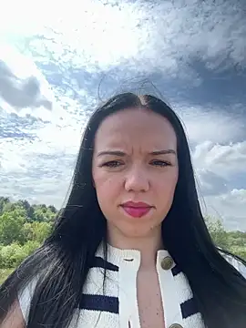Snapshot of Vanesskaa chatting on 05-08-26, 11:26 Vanesskaa online show from 05-08-26, 11:26