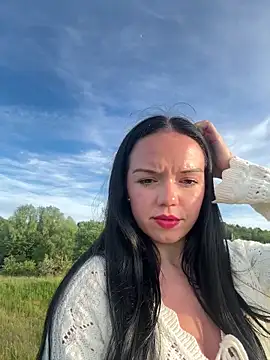 Snapshot of Vanesskaa chatting on 05-23-26, 06:34 Vanesskaa online show from 05-23-26, 06:34