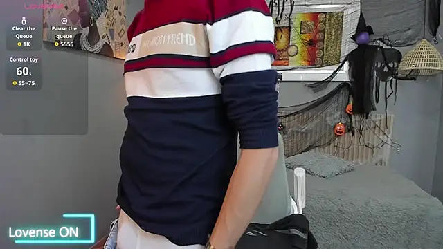 tossetrech online show from 10-22-25, 03:07