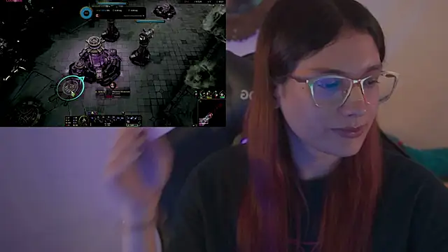 Snapshot of xofix chatting on 12-16-24, 01:21 xofix online show from 12-16-24, 01:21