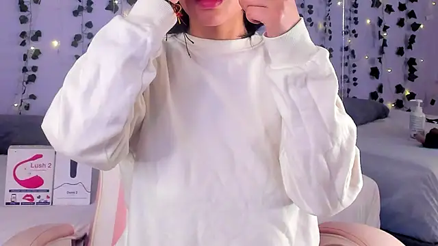 Snapshot of Natasha_Nasty2 chatting on 01-08-25, 08:39 Natasha Nasty2 online show from 01-08-25, 08:39