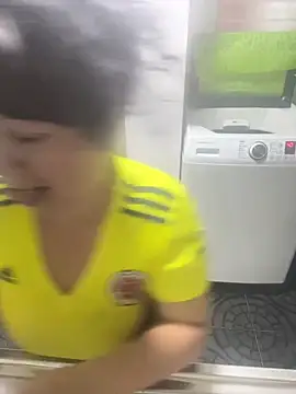 Sweeetness Milf online show from 02-14-26, 09:22