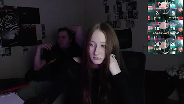 Snapshot of camcoupbang chatting on 10-01-25, 09:54 camcoupbang online show from 10-01-25, 09:54