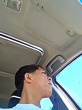 Snapshot of Yoko0381 chatting on 11-12-25, 06:52 Yoko0381 online show from 11-12-25, 06:52