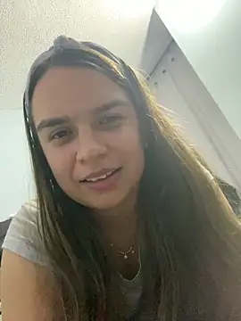 Snapshot of Nathaly00_ chatting on 10-10-25, 12:53 Nathaly00 online show from 10-10-25, 12:53