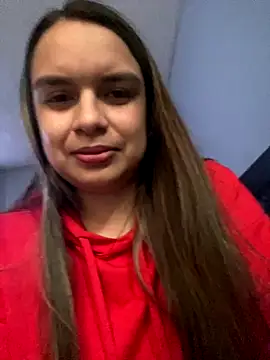 Snapshot of Nathaly00_ chatting on 11-21-25, 09:57 Nathaly00 online show from 11-21-25, 09:57