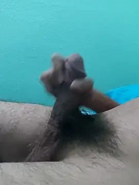 Snapshot of Luisf1267 chatting on 09-23-25, 03:42 Luisf1267 online show from 09-23-25, 03:42