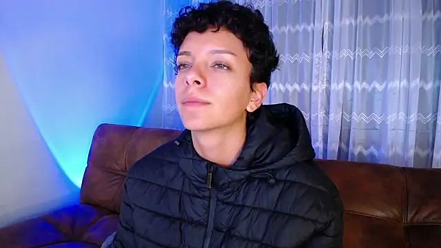 peyton golden1 online show from 12-04-24, 04:10