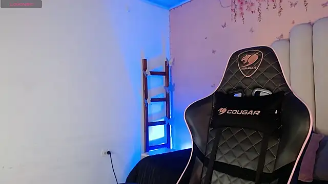 peyton golden1 online show from 09-21-25, 03:52