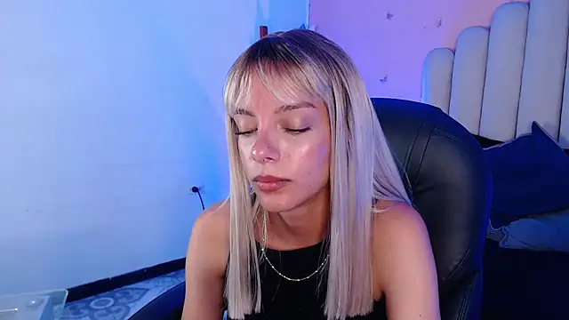 peyton golden1 online show from 09-29-25, 03:55