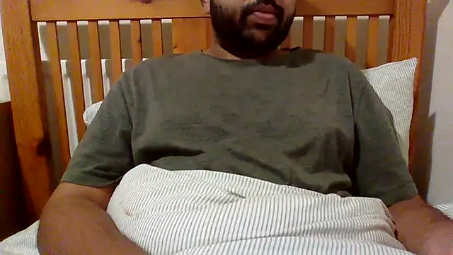 whoreboi98 online show from 04-19-26, 08:33