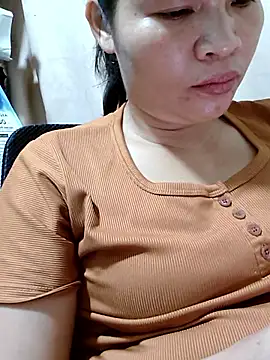 Snapshot of _Mira_69_ chatting on 11-25-25, 08:25 Mira 69 online show from 11-25-25, 08:25