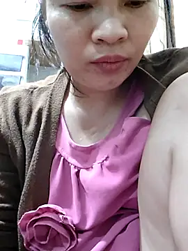 Snapshot of _Mira_69_ chatting on 11-29-25, 03:09 Mira 69 online show from 11-29-25, 03:09