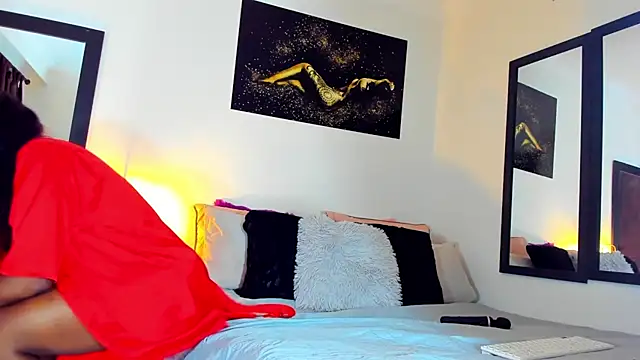 KimberlyBanks2 online show from 10-25-25, 03:18