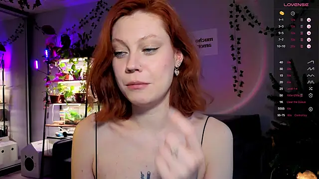 Snapshot of Your_Corvus chatting on 01-12-26, 10:42 Your Corvus online show from 01-12-26, 10:42