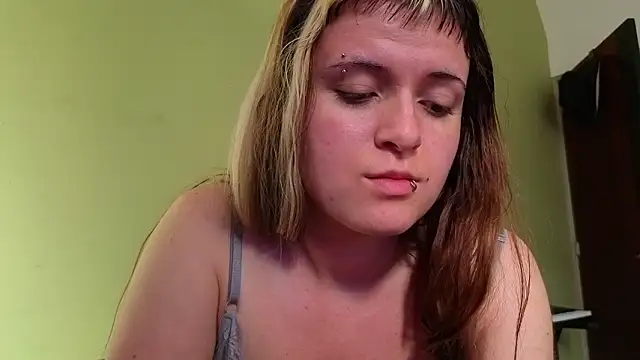 NEXT DOOR GIRL  online show from 02-22-26, 12:47