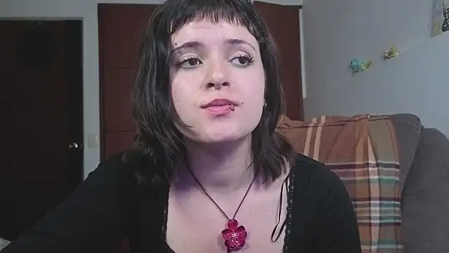 NEXT DOOR GIRL  online show from 04-21-26, 10:34