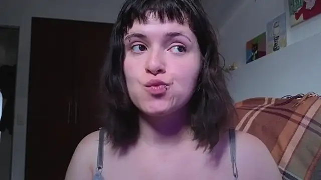 NEXT DOOR GIRL  online show from 04-30-26, 10:47