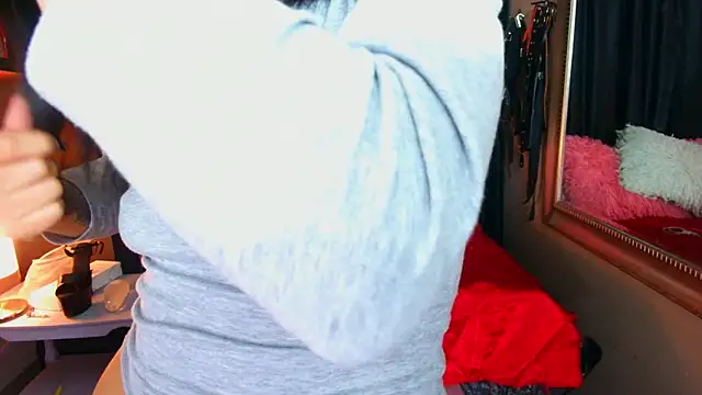 AvaLusty online show from 03-03-26, 12:00