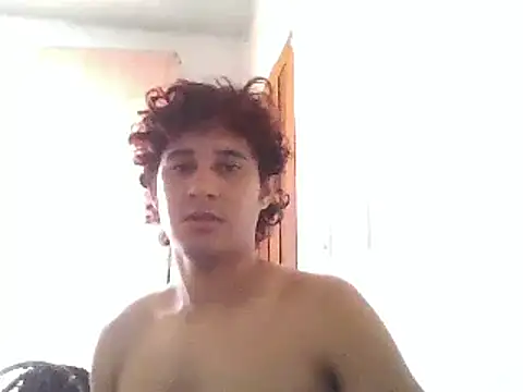 Snapshot of pedrodavid_ chatting on 12-27-24, 03:15 pedrodavid online show from 12-27-24, 03:15