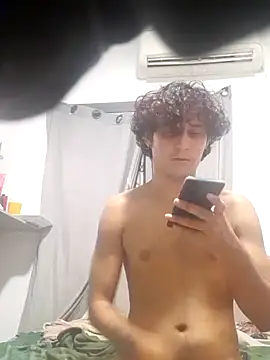 Snapshot of pedrodavid_ chatting on 03-20-25, 01:46 pedrodavid online show from 03-20-25, 01:46