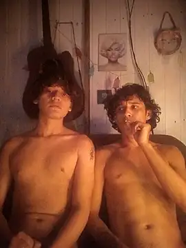 pedrodavid  online show from 12-19-25, 11:56