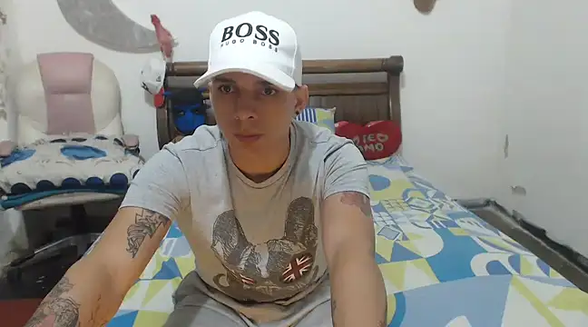 Snapshot of hot_toy_boy_ chatting on 02-15-25, 06:55 hot toy boy online show from 02-15-25, 06:55