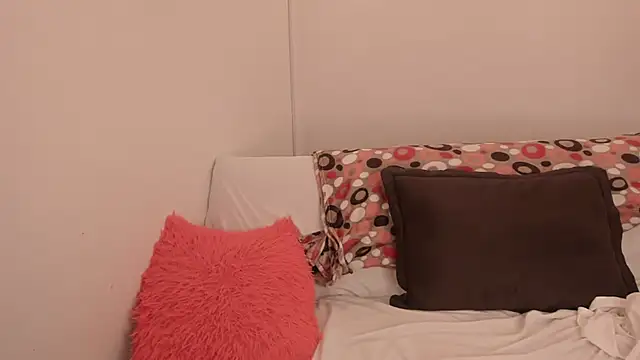 Snapshot of meganrossee69 chatting on 02-13-25, 12:46 meganrossee69 online show from 02-13-25, 12:46