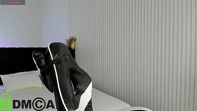 Snapshot of Vanessa_Walters chatting on 06-11-26, 03:04 Vanessa Walters online show from 06-11-26, 03:04