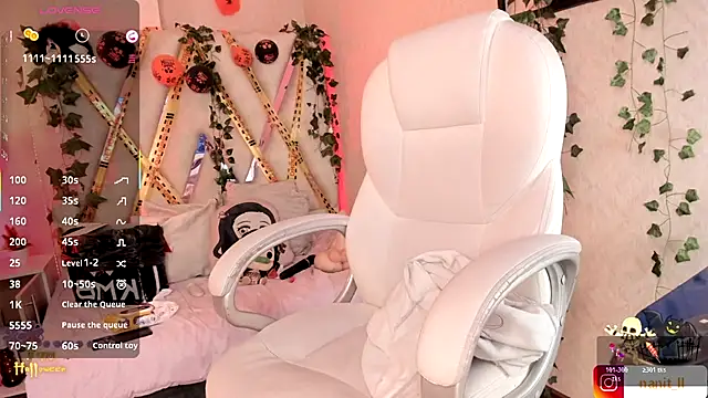 Punkys  online show from 10-30-25, 11:11