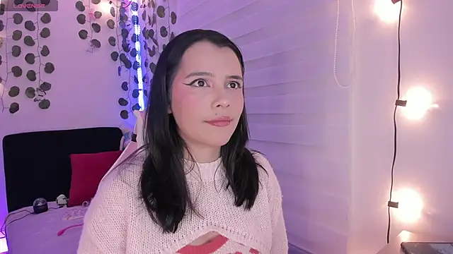 moonliiiight1 online show from 01-04-25, 12:05